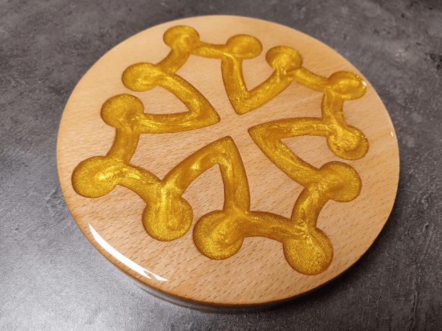Centre de table croix occitane bois & résine